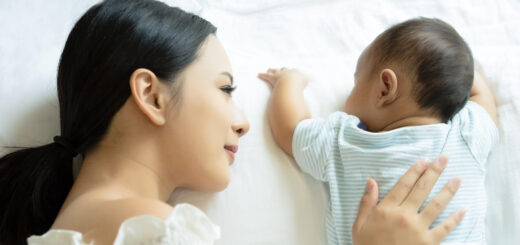 Jak kłaść do snu niemowlę, według badań naukowych